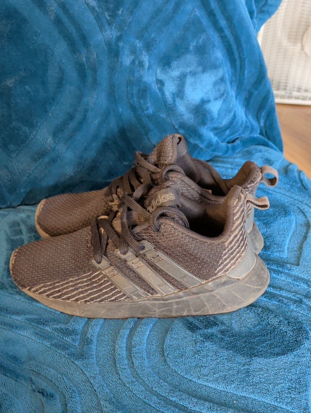 Kids Adidas Sneakers